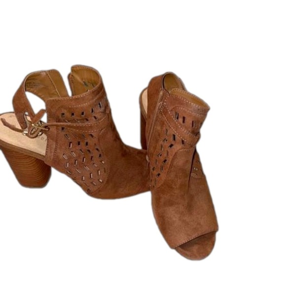 Great Condition Madden Girl Addyy Addy Sandals Women 9.5" Brown Boho - Picture 9 of 13